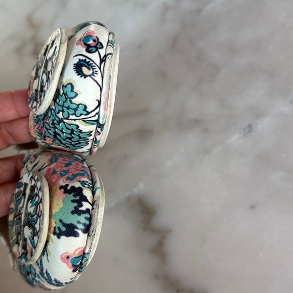 Tory Burch Minnie Gabriella Floral Ballet Leather Flats Shoes 6.5 US Travel Flat - Picture 8 of 15